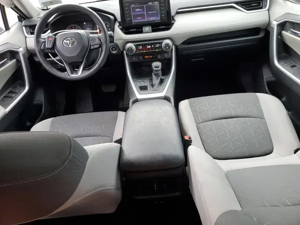 2T3P1RFV9MC247748 2021 TOYOTA RAV 4 - Image 8