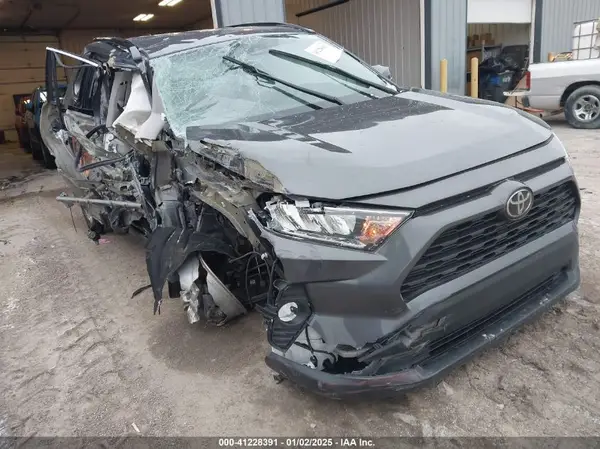 2T3P1RFV9MW152976 2021 TOYOTA RAV 4 - Image 1