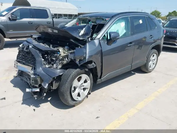 2T3P1RFV9MW161869 2021 TOYOTA RAV 4 - Image 2