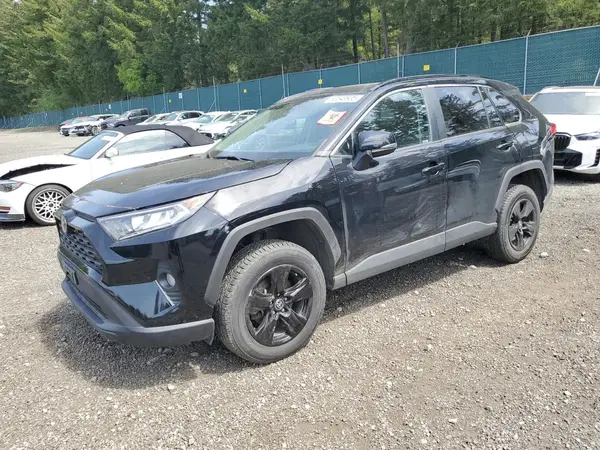2T3P1RFV9MW181006 2021 TOYOTA RAV 4 - Image 1