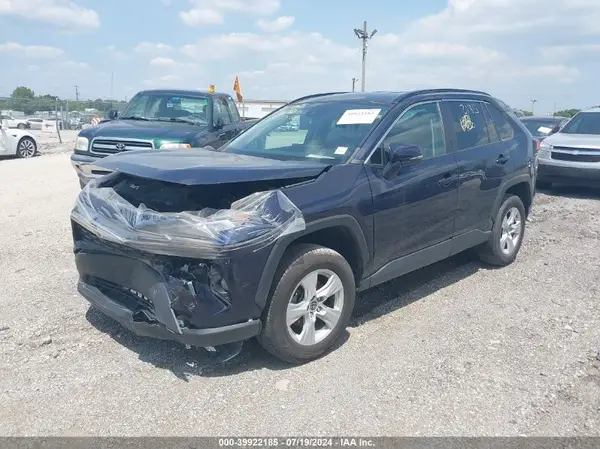 2T3P1RFV9MW212237 2021 TOYOTA RAV 4 - Image 2