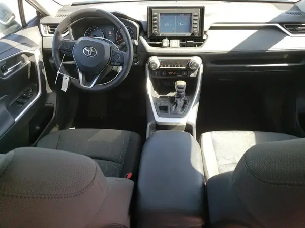 2T3P1RFV9MW220919 2021 TOYOTA RAV 4 - Image 8