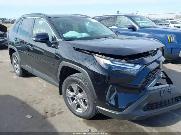 2T3P1RFV9NC265233 2022 TOYOTA RAV 4 - Image 1