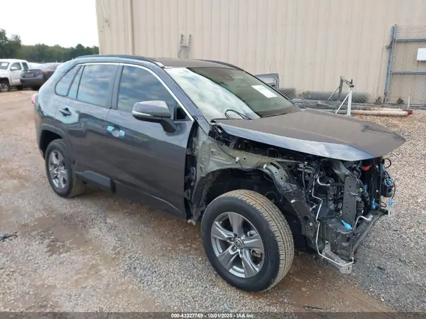 2T3P1RFV9NC280718 2022 TOYOTA RAV 4 - Image 1