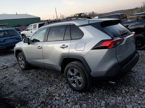 2T3P1RFV9NC303656 2022 TOYOTA RAV 4 - Image 2