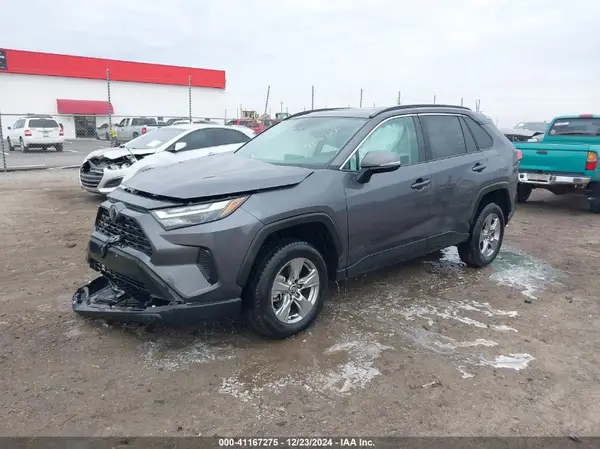 2T3P1RFV9RC420577 2024 TOYOTA RAV 4 - Image 2