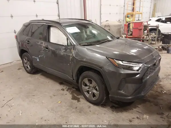 2T3P1RFV9RC443714 2024 TOYOTA RAV 4 - Image 1