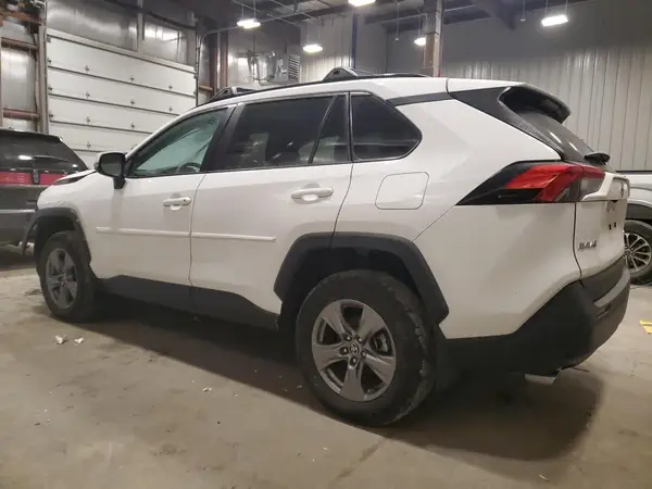 2T3P1RFV9RW420738 2024 TOYOTA RAV 4 - Image 2