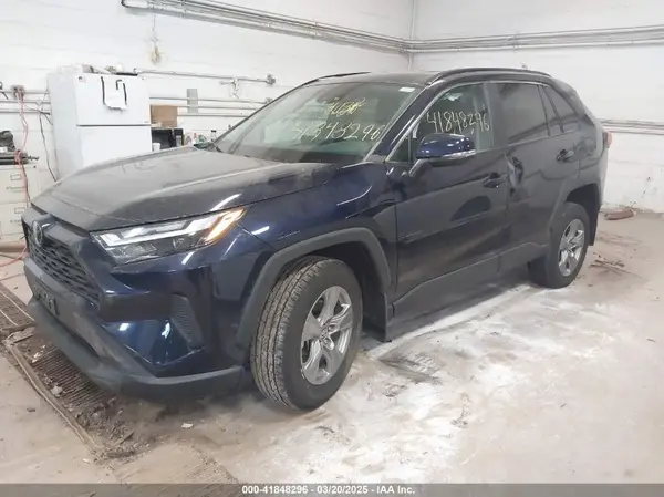 2T3P1RFV9RW468059 2024 TOYOTA RAV 4 - Image 2