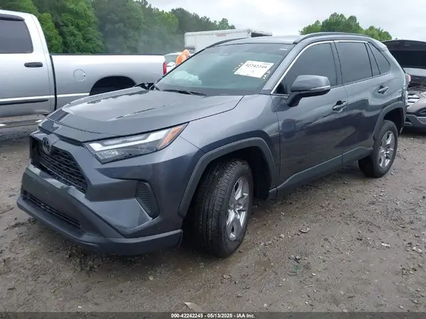 2T3P1RFV9SC501780 2025 TOYOTA RAV 4 - Image 2