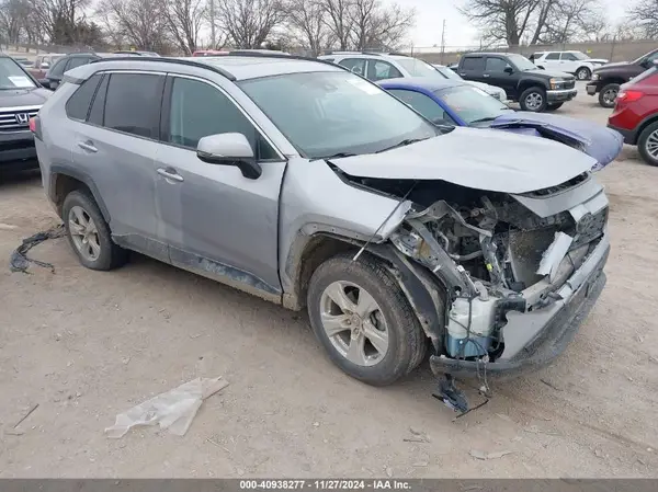 2T3P1RFVXKC003474 2019 TOYOTA RAV 4 - Image 1