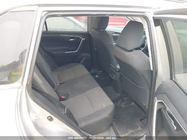 2T3P1RFVXKC003474 2019 TOYOTA RAV 4 - Image 8