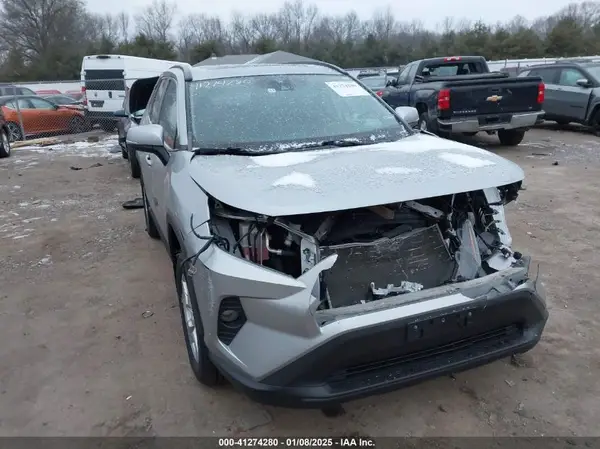 2T3P1RFVXKC026768 2019 TOYOTA RAV 4 - Image 1