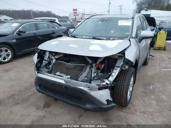 2T3P1RFVXKC026768 2019 TOYOTA RAV 4 - Image 2