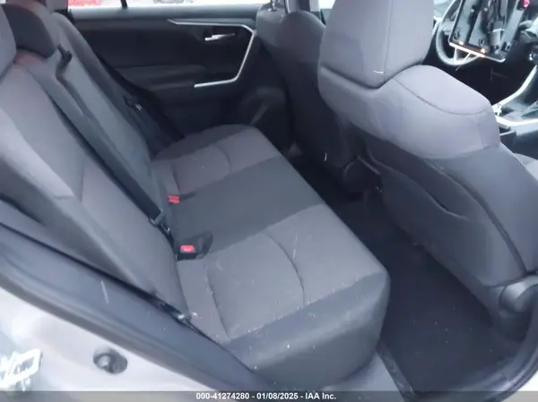 2T3P1RFVXKC026768 2019 TOYOTA RAV 4 - Image 8