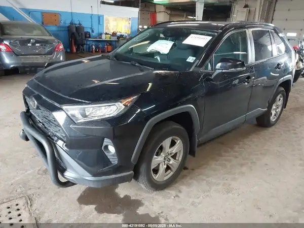 2T3P1RFVXLC069847 2020 TOYOTA RAV 4 - Image 2