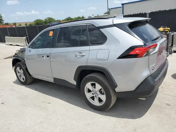 2T3P1RFVXMC154396 2021 TOYOTA RAV 4 - Image 2