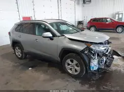 2T3P1RFVXMW180432 2021 TOYOTA RAV 4