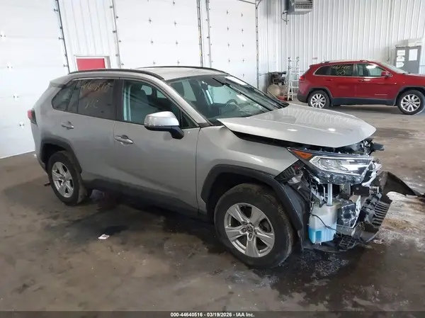 2T3P1RFVXMW180432 2021 TOYOTA RAV 4 - Image 1