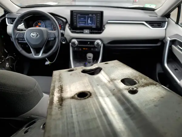 2T3P1RFVXMW198820 2021 TOYOTA RAV 4 - Image 8