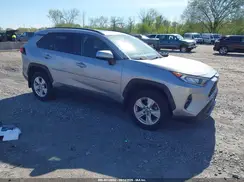 2T3P1RFVXMW216099 2021 TOYOTA RAV 4