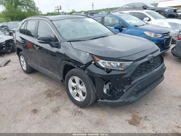 2T3P1RFVXMW227426 2021 TOYOTA RAV 4 - Image 1