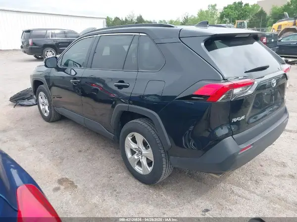2T3P1RFVXMW227426 2021 TOYOTA RAV 4 - Image 3