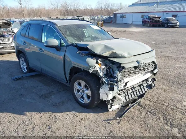 2T3P1RFVXMW229497 2021 TOYOTA RAV 4 - Image 1