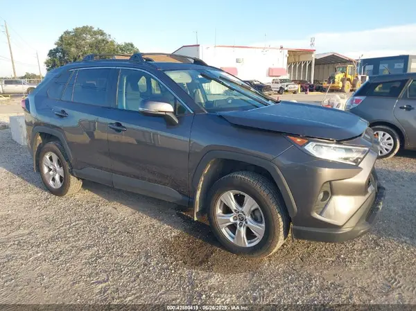 2T3P1RFVXMW241052 2021 TOYOTA RAV 4 - Image 1