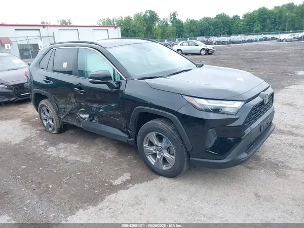 2T3P1RFVXNC259957 2022 TOYOTA RAV 4 - Image 1