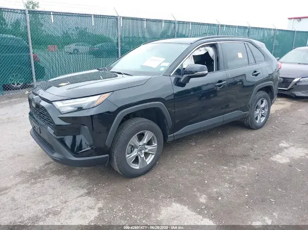 2T3P1RFVXNC259957 2022 TOYOTA RAV 4 - Image 2