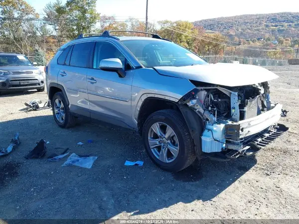 2T3P1RFVXNC267122 2022 TOYOTA RAV 4 - Image 1