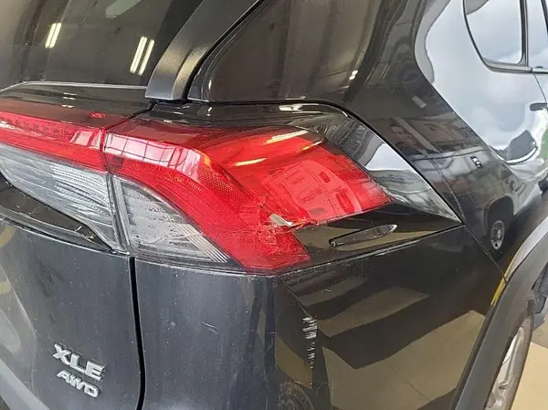 2T3P1RFVXNC282560 2022 TOYOTA RAV 4 - Image 8