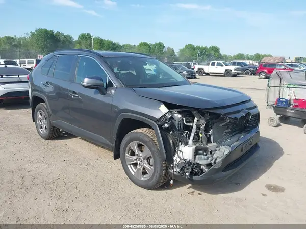 2T3P1RFVXNC284017 2022 TOYOTA RAV 4 - Image 1