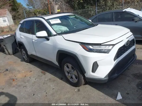 2T3P1RFVXNW262291 2022 TOYOTA RAV 4 - Image 1