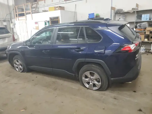 2T3P1RFVXNW281925 2022 TOYOTA RAV 4 - Image 2