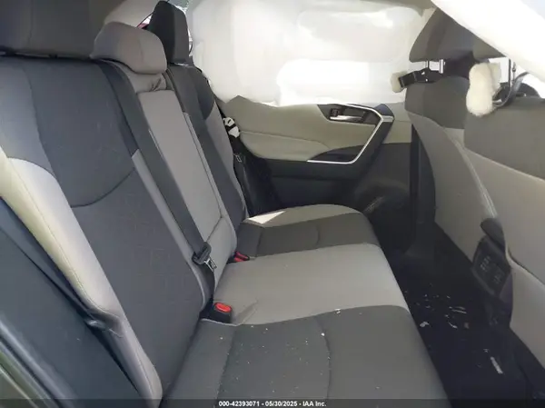 2T3P1RFVXRC442667 2024 TOYOTA RAV 4 - Image 8