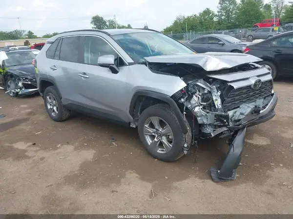 2T3P1RFVXRC444886 2024 TOYOTA RAV 4 - Image 1
