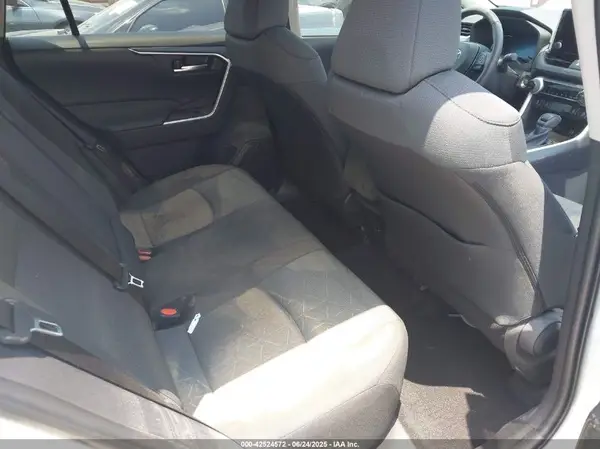 2T3P1RFVXRC482571 2024 TOYOTA RAV 4 - Image 8