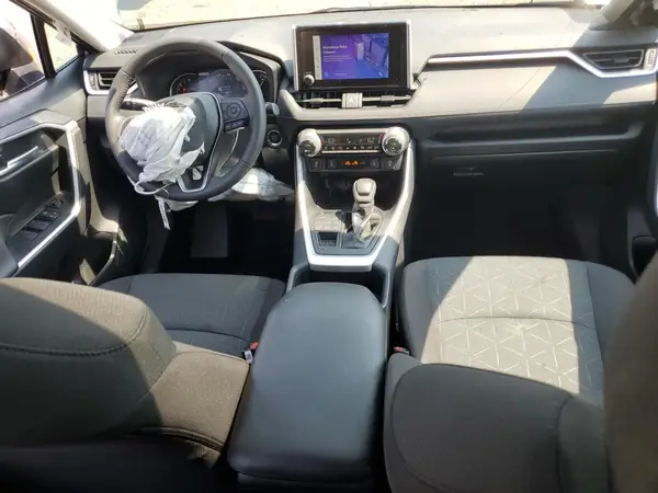 2T3P1RFVXRC484711 2024 TOYOTA RAV 4 - Image 8