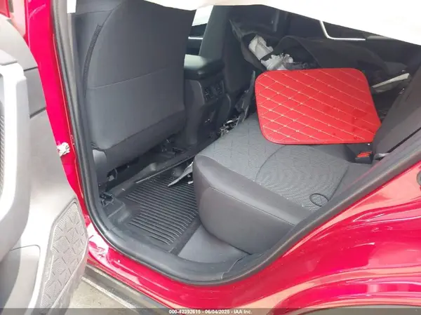 2T3P1RFVXSW529540 2025 TOYOTA RAV 4 - Image 8