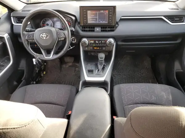 2T3R1RFV0KW068860 2019 TOYOTA RAV 4 - Image 8