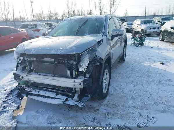 2T3R1RFV0MC235674 2021 TOYOTA RAV 4 - Image 2