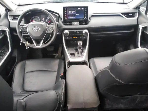 2T3R1RFV1MC144364 2021 TOYOTA RAV 4 - Image 8