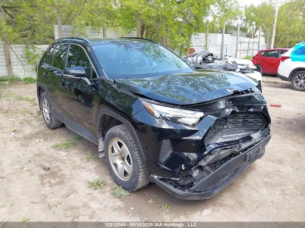 2T3R1RFV1NC273755 2022 TOYOTA RAV 4 - Image 1