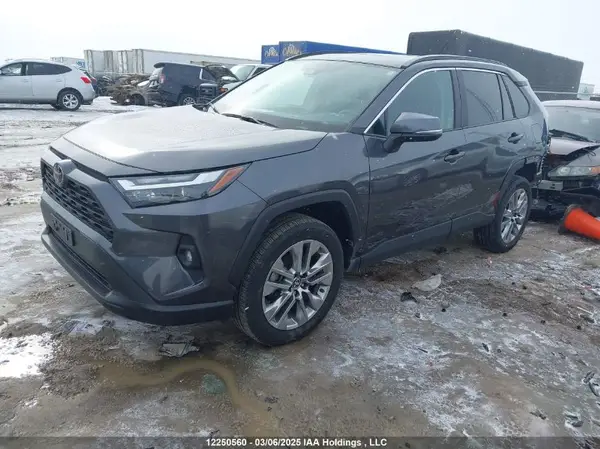 2T3R1RFV1PC372580 2023 TOYOTA RAV 4 - Image 2