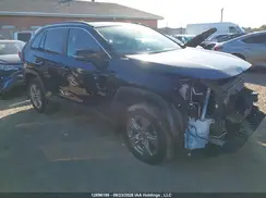 2T3R1RFV2NC301675 2022 TOYOTA RAV 4