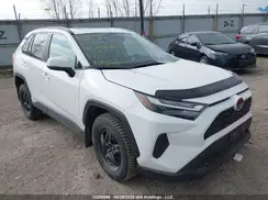 2T3R1RFV2NC318136 2022 TOYOTA RAV 4