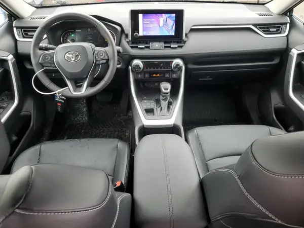 2T3R1RFV2PC365279 2023 TOYOTA RAV 4 - Image 8