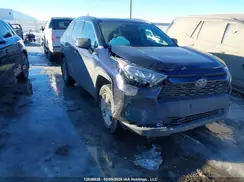 2T3R1RFV3KW035335 2019 TOYOTA RAV 4